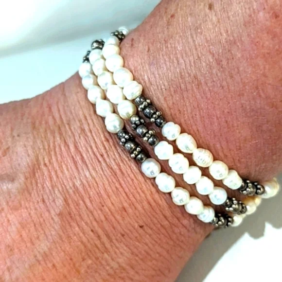 Vintage freshwater pearls, 3 stranded bracelet - Picture 2 of 9